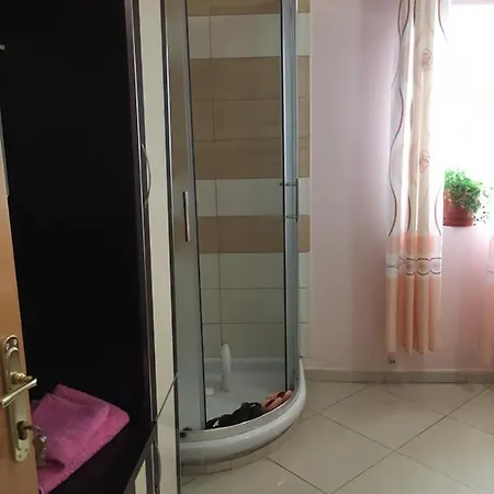 Radomira Gasthuis Ceren
